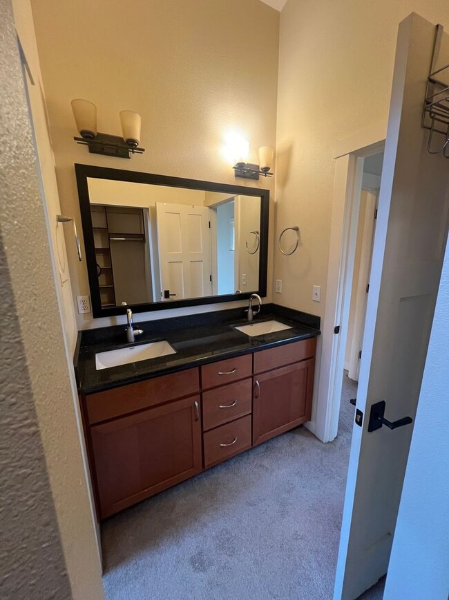 Building Photo - 2-Bedroom 2-Bathroom Condo at The Farm