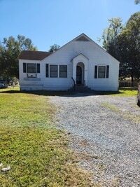 Building Photo - 4978 Jean St