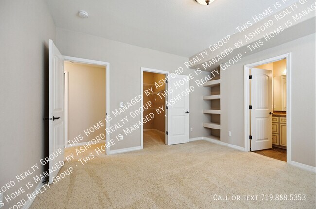 Building Photo - 10402 Capital Peak Way