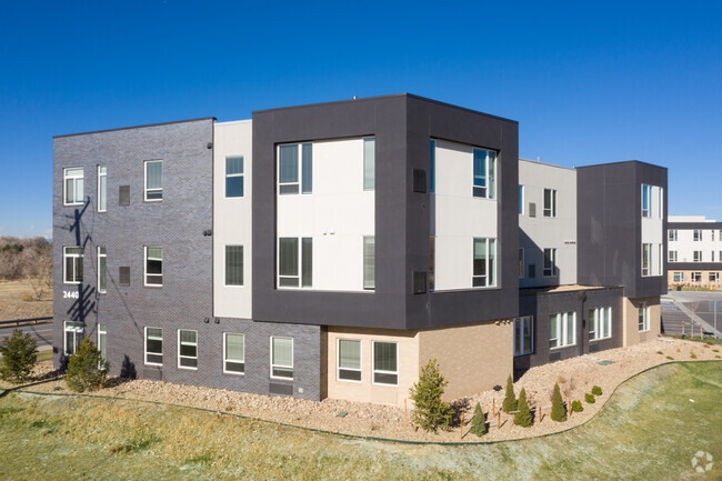 Primary Photo - Modena Cherry Creek