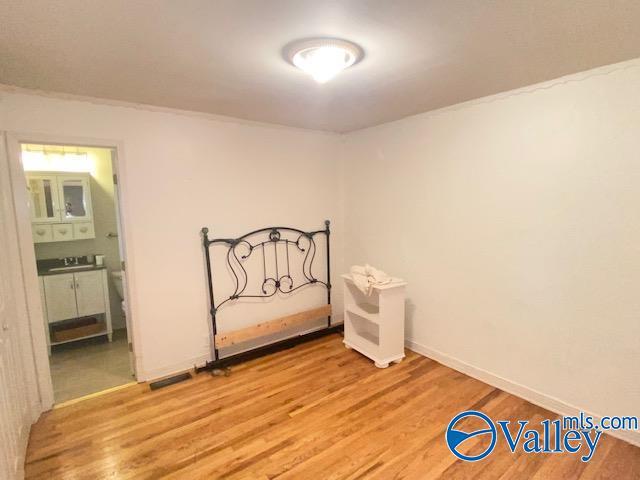 Building Photo - 1711 McCullough Ave NE