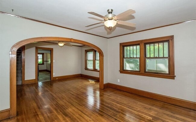 Building Photo - 1050 17th St NE