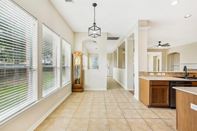 Building Photo - 1309 Bayport Ln