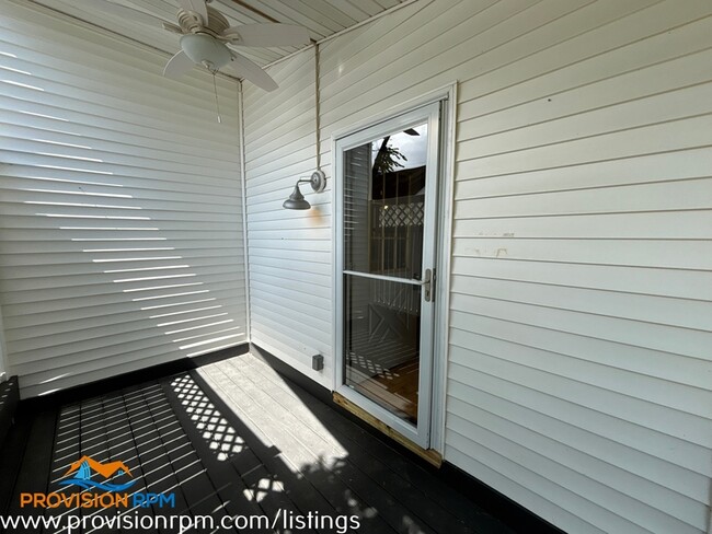 Primary Photo - 7826 Bodkin View Dr
