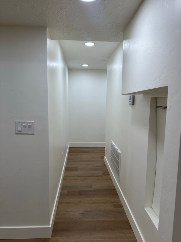 Building Photo - 1231 W 400 S