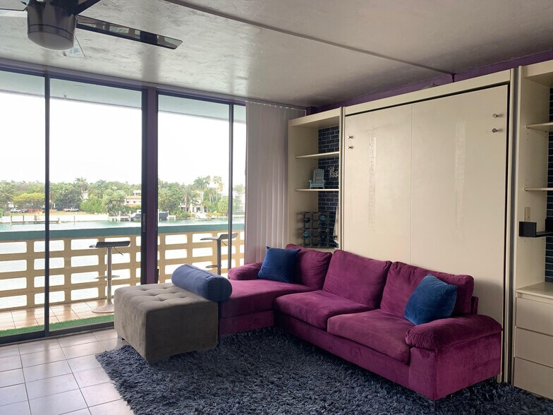 Building Photo - 6484 Indian Creek Dr