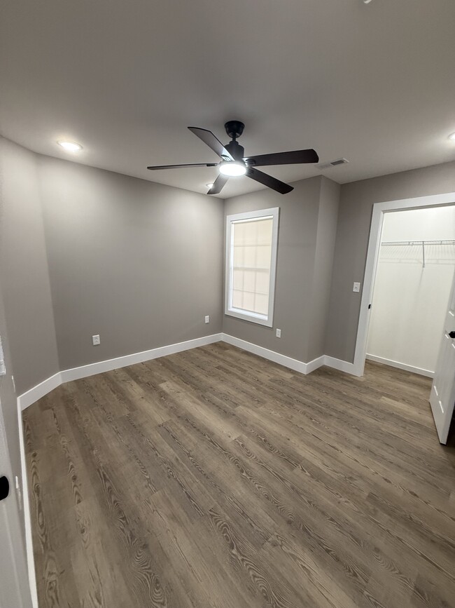 Building Photo - 67 Siltstone Ln
