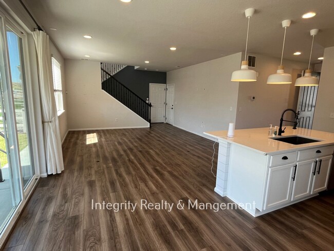 Building Photo - 3455 Cade Ct