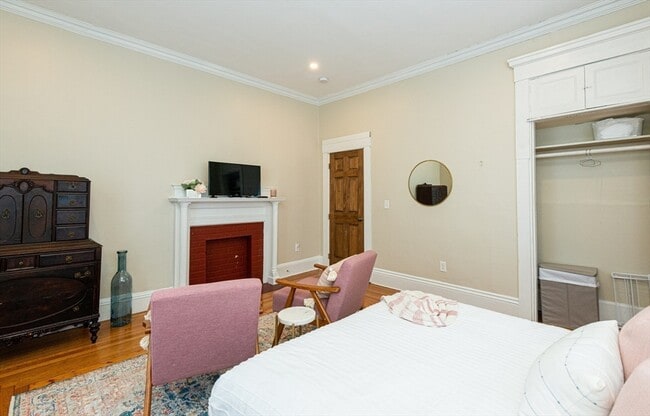 Building Photo - 23 Atlantic St