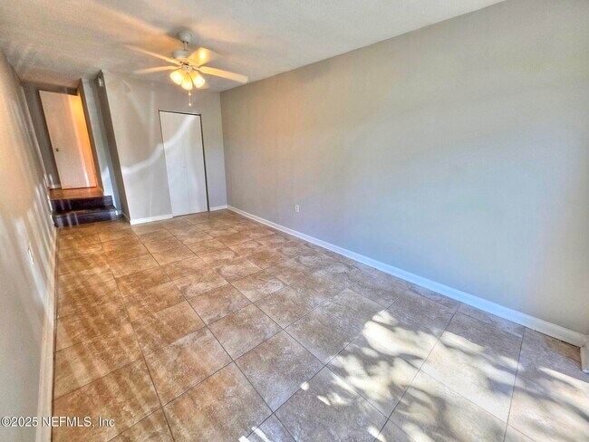 Building Photo - 5503 Royce Ave