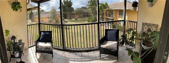 Building Photo - 5821 Washington St