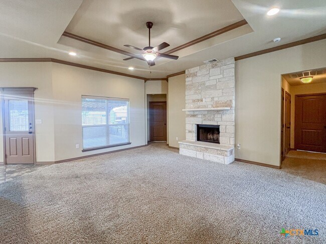 Building Photo - 700 Cosper Creek Dr