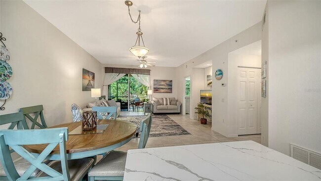 Building Photo - 8375 Glen Rose Way