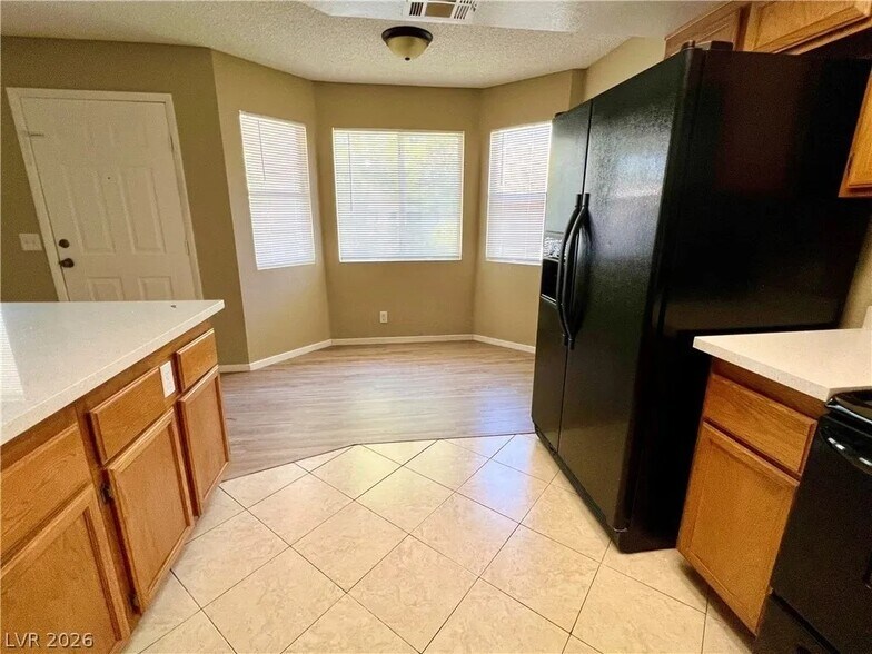 Building Photo - 1505 Cedar Rock Ln
