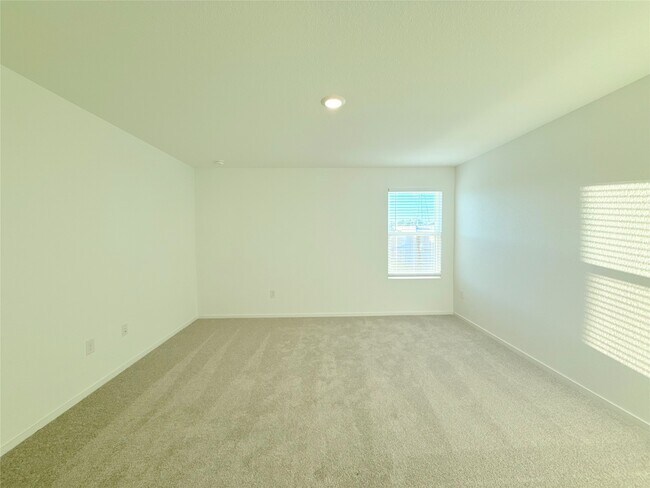 Building Photo - 6831 Flowering Ginger Ln