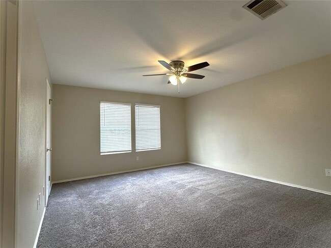 Building Photo - 610 Riverway Ln