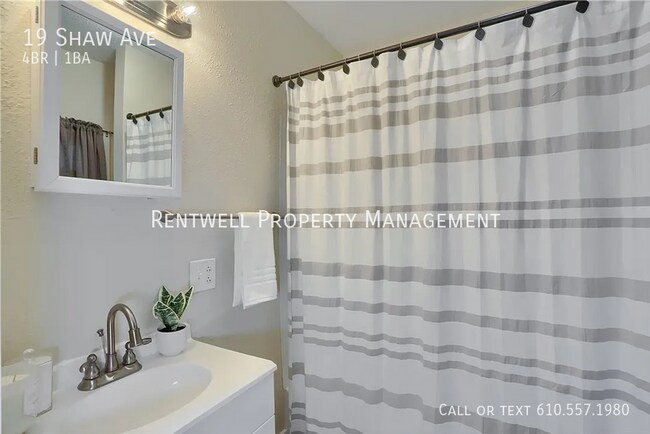 Building Photo - 19 Shaw Ave