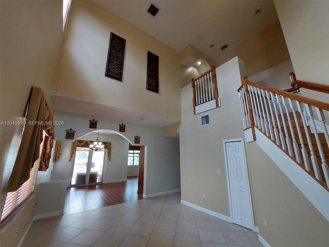 Building Photo - 5350 SW 130th Terrace
