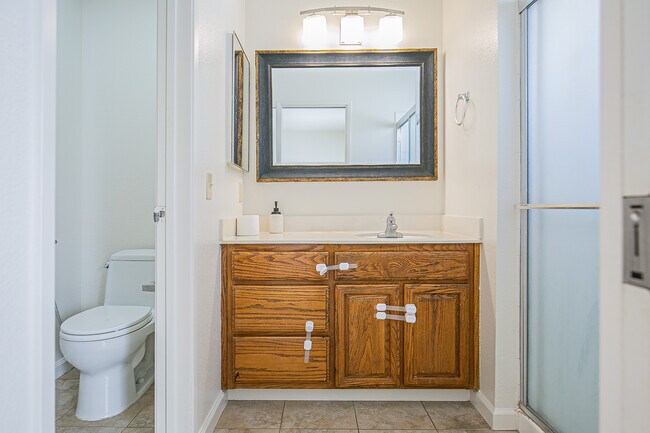 Building Photo - 1912 Magdalena Cir