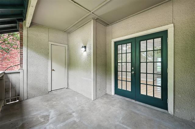 Building Photo - 8601 Park Ln