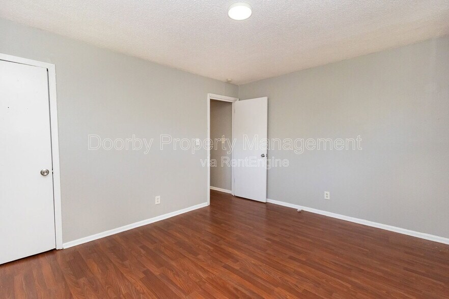 Building Photo - 1237 Wheeler Ave