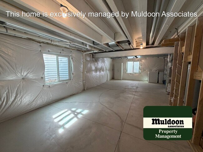 Building Photo - Basically new 2 story home in Paint Brush Hills