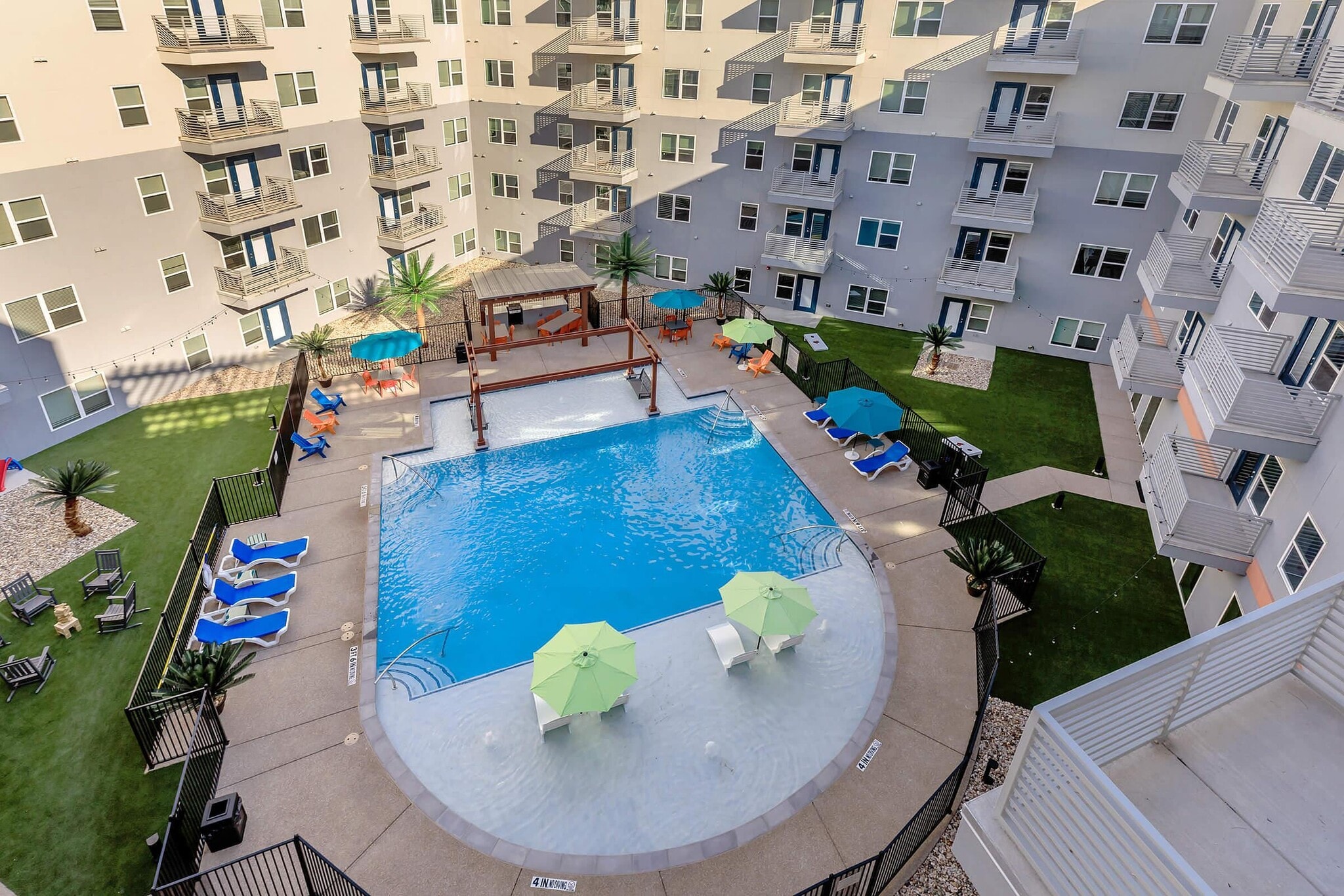 Building Photo - 2422 S Carrier Pkwy