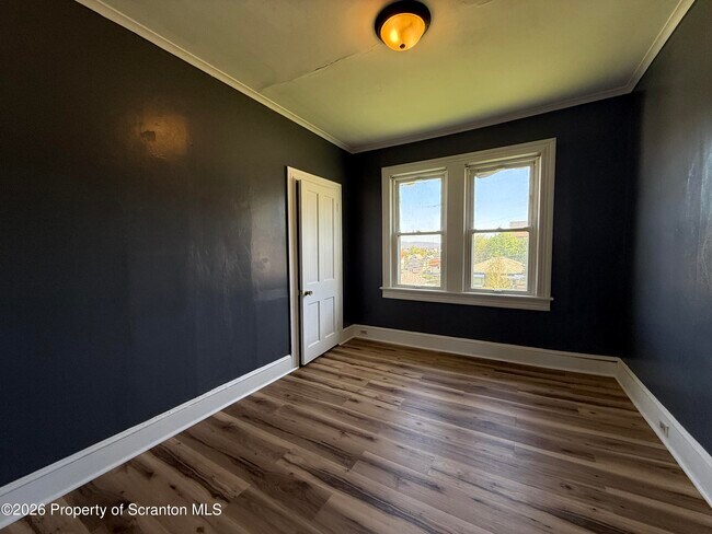 Building Photo - 1706 Prospect Ave