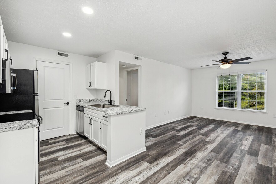 Hilliard Station Apartments 5300 Catalina Circle Dr Hilliard OH 43026 Apartment Finder