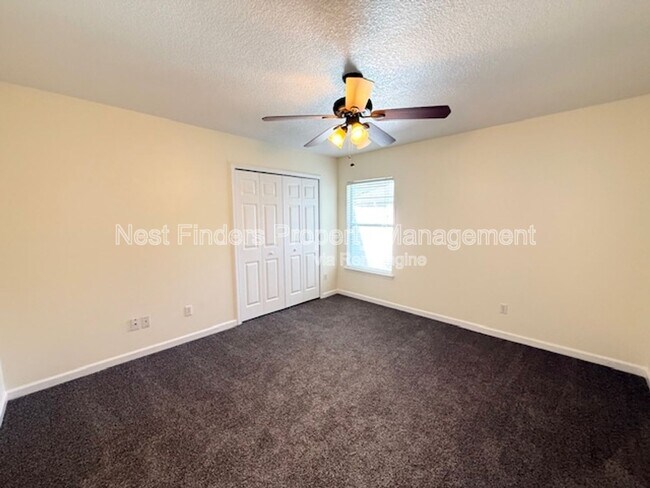 Building Photo - 440 Crescent Pond Dr