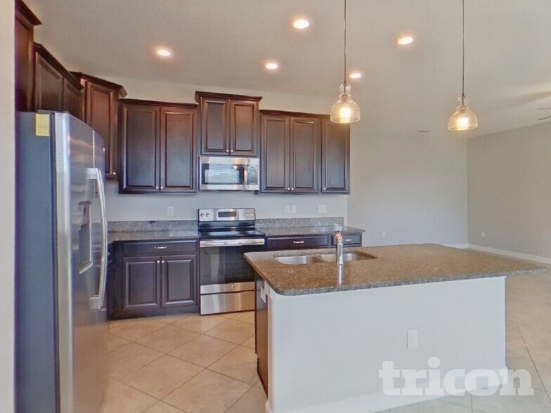 Building Photo - 12221 Ballentrae Forest Dr