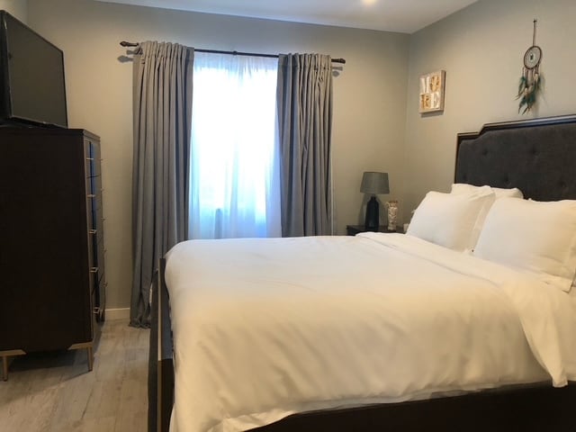 Building Photo - 1035 Hornblend St