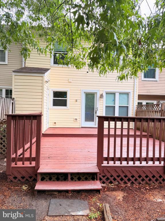 Building Photo - 3975 Wintergreen Pl