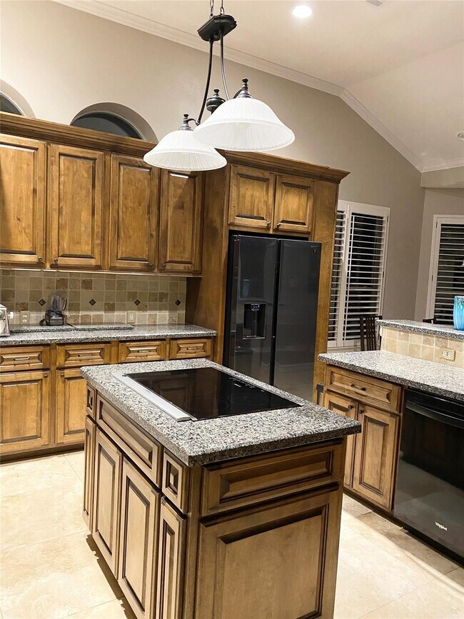 Building Photo - 11611 Canyon Breeze Dr