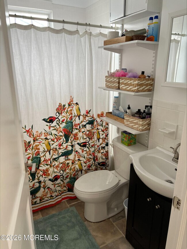 Building Photo - 24 Virginia Ave