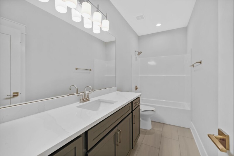 Building Photo - 2041 Grace Johns Cir