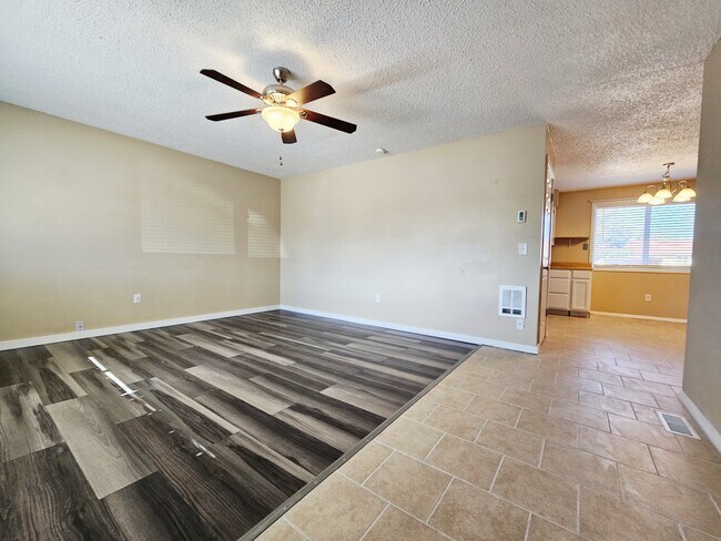 Building Photo - 4125 E Lance