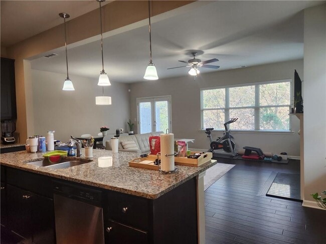 Building Photo - 3090 Cedar Glade Ln NE