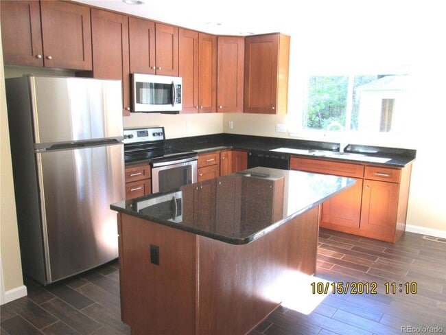 Building Photo - 5958 S Lakeview St