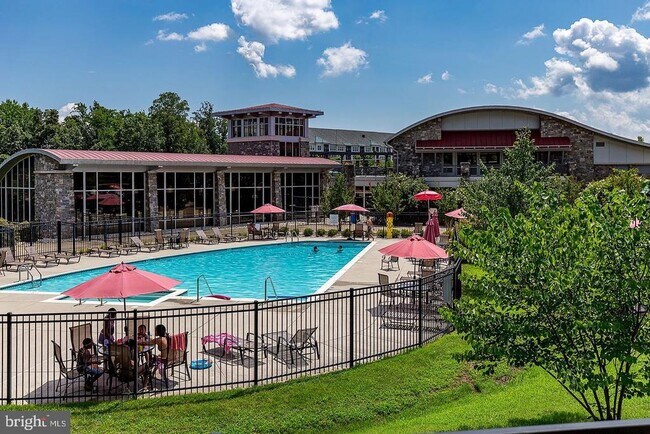 Building Photo - 14855 Potomac Branch Dr