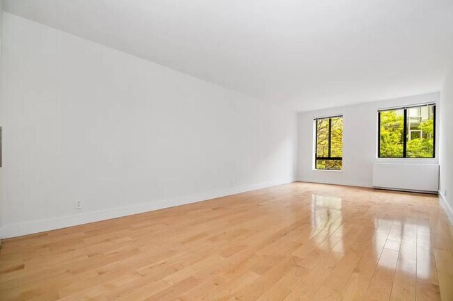 Primary Photo - 1 bedroom in New York NY 10019