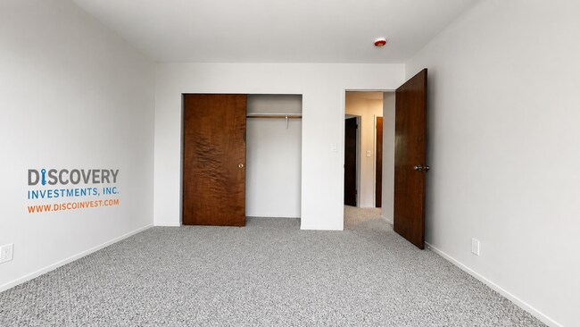 Building Photo - 130 Kell Ct