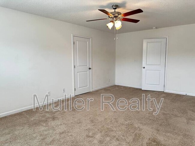 Building Photo - 6048 Bayonet Ln