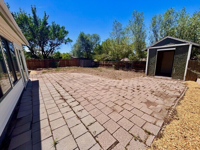 Building Photo - Spacious 4-Bedroom Home in Central Colorado Springs