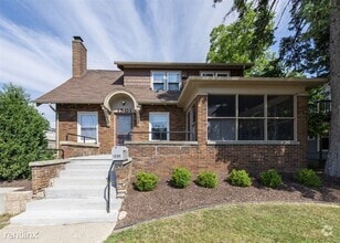 Building Photo - 1501 S State-House