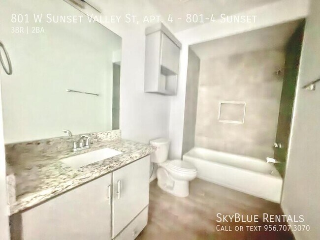 Building Photo - 801 W Sunset Valley St