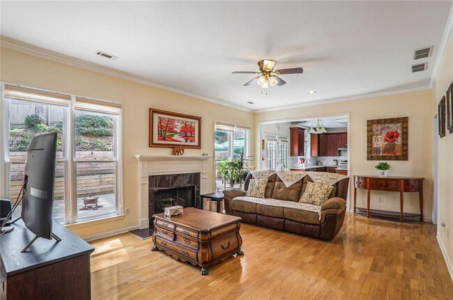 Building Photo - 2835 Olde Town Park Dr