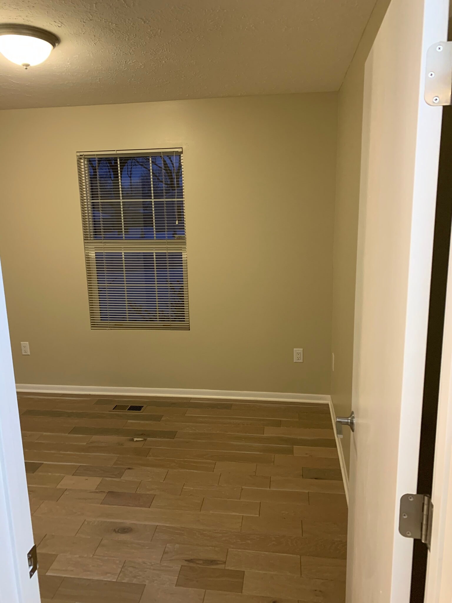 Building Photo - 1912 /1914 Remington Rd