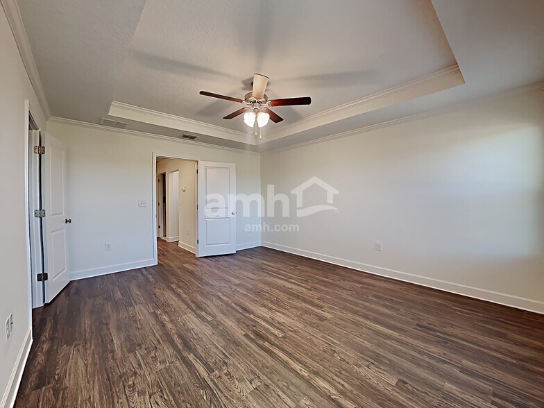 Building Photo - 1261 Tan Tara Trl