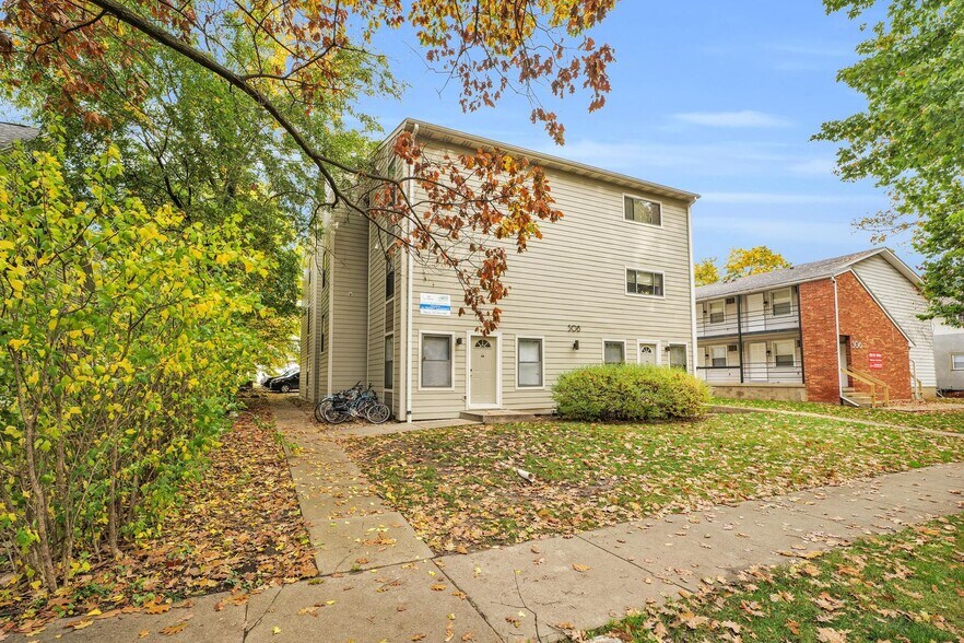 Interior Photo - 508 W White St